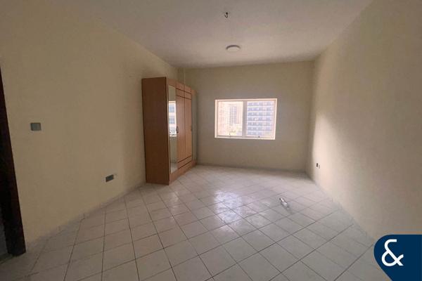 1 Bed | Large Layout | Vacant On Transfer