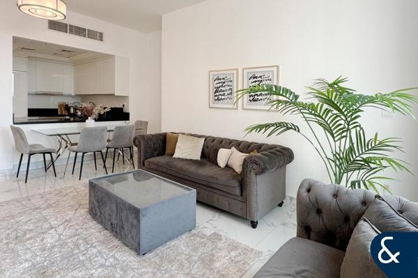 Upgraded | Vacant | Furnished | 2 Bedroom