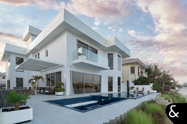 Fully Renovated + Extended - VOT - Skyline View