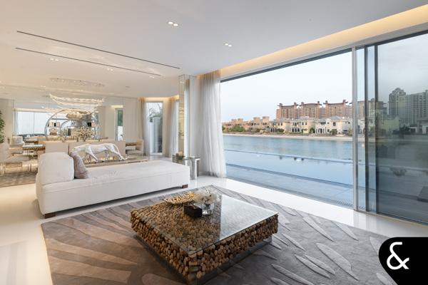 Fully Renovated + Extended - VOT - Skyline View