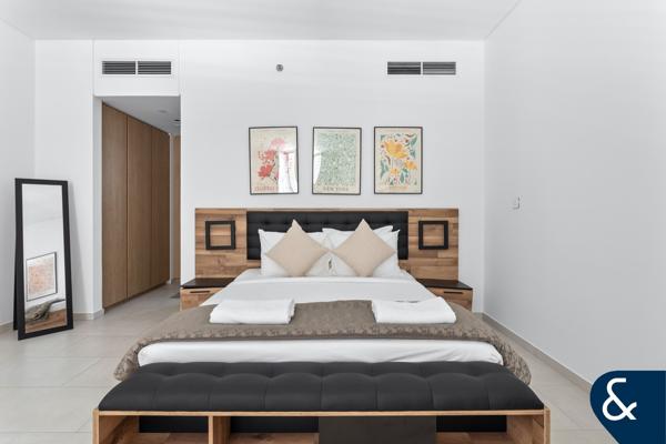 1 Bedroom | Unique Duplex | Vacant | High ROI