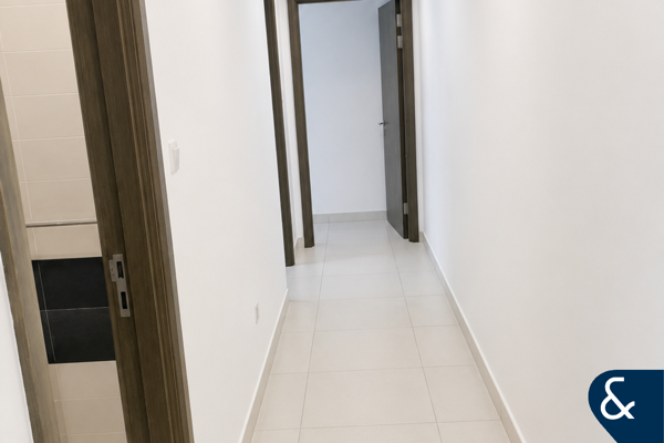 2 Bed | Spacious Layout | Unfurnished