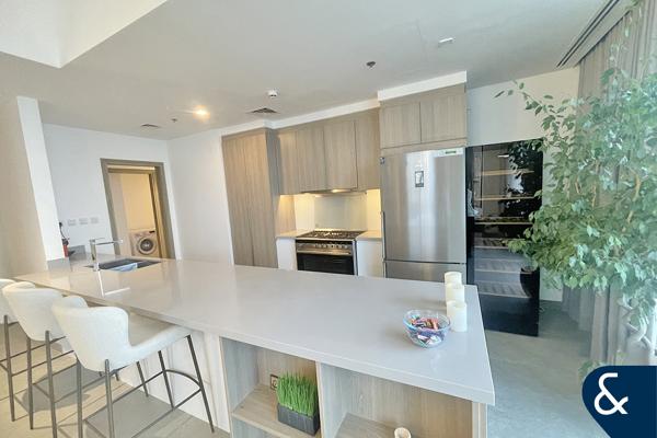 Fully upgraded | Marina View | Vacant Soon