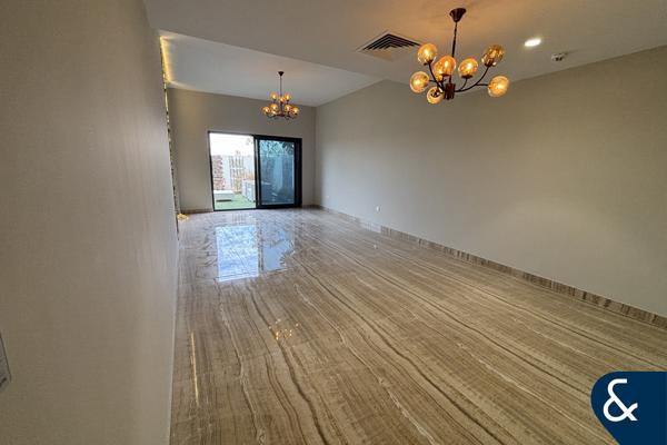 Fully Upgraded | Single Row | Landscaped