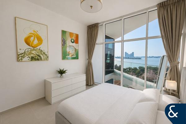 Uninterrupted View | Lagoon Side | VOT