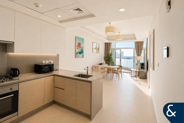 Uninterrupted View | Lagoon Side | VOT