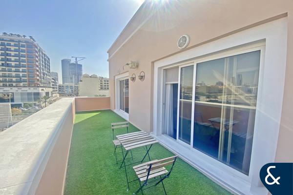 Huge layout | Closed Kitchen | Big Terrace