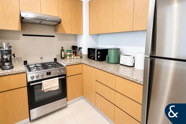 Furnished | City Views | Modern | 1 Bed