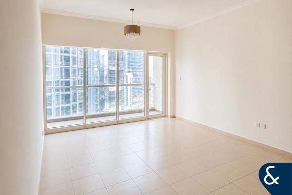 Spacious 1 Bedroom | Unfurnished | Balcony
