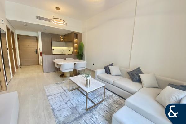 Vacant | Furnished | One Bedroom + Study