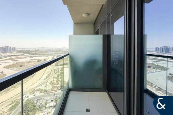 Luxurious 2-Bed | High Floor | Furnished