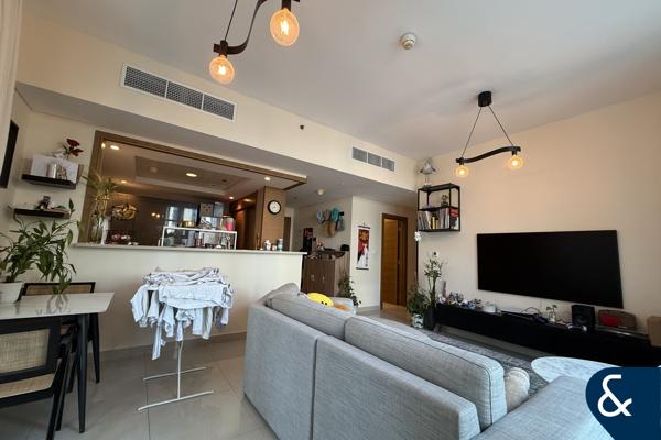 Pool View | 2 Bedroom | Vacant On Transfer