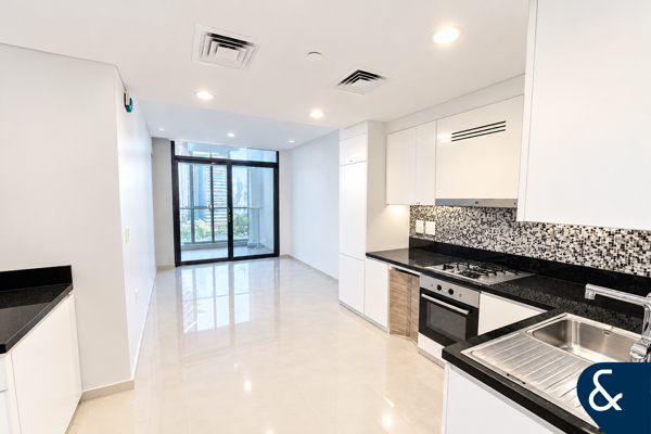 Canal Views | Luxury Living | High Floor
