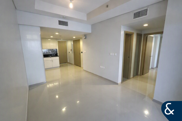 Canal Views | Luxury Living | High Floor