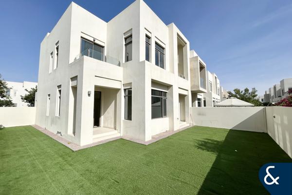 3 bedroom | Study | Corner Plot | Vacant