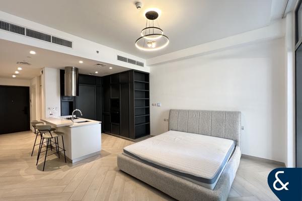 Vacant Now | Fully Furnished | Ellington |
