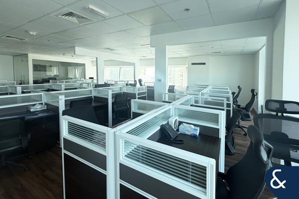 Vacant | Fitted and Partitioned | High Floor