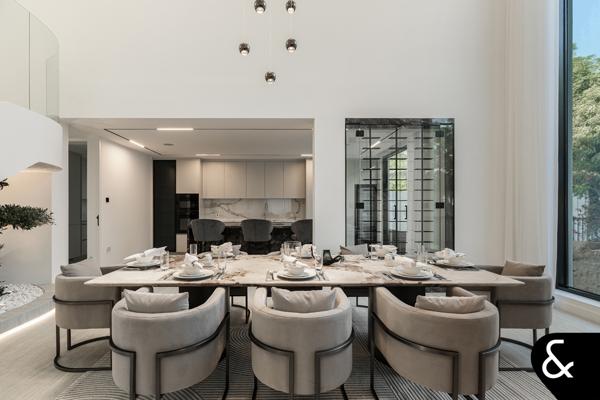 6,250 Sq Ft BUA l 5 Bedroom l Fully Renovated