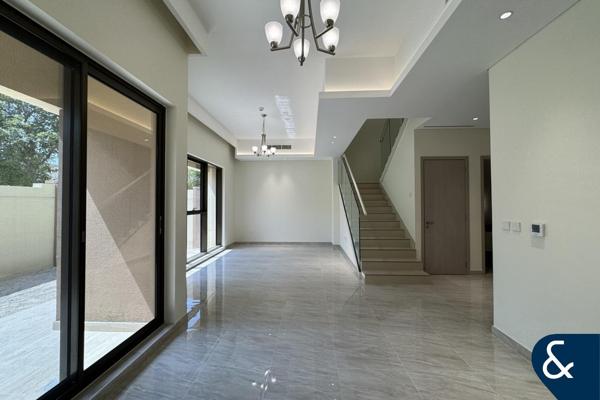 Single Row | 4 Bedrooms | Near Golf Club