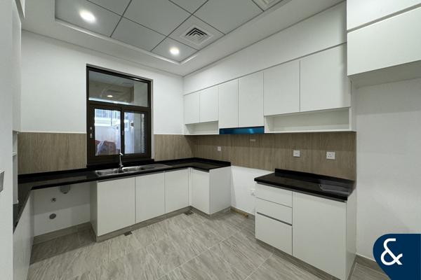 Single Row | Four Bedroom | Near Golf Club