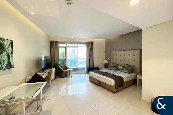 Furnished Studio | Canal View | The Vogue