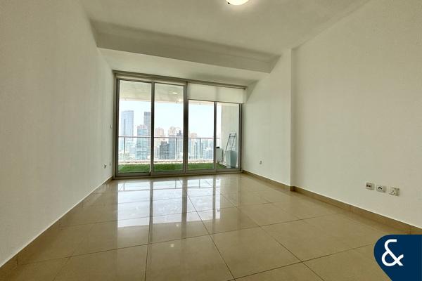 1 Bedroom | Large Layout | Marina Views