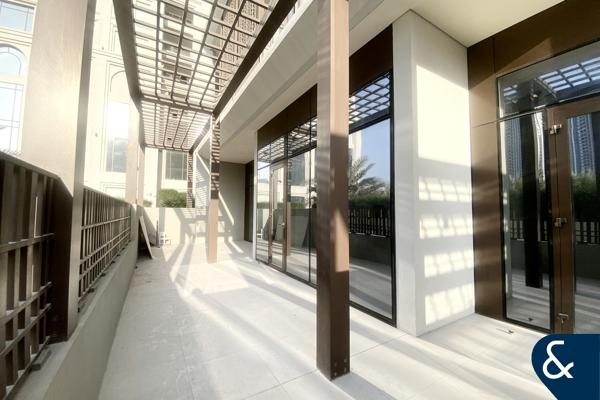 3 Bedrooms | Huge Terrace | Open Plan