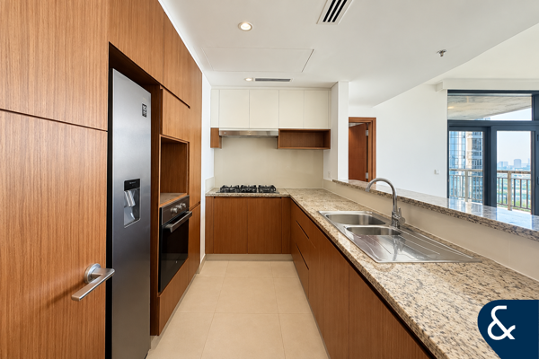 2 Bedroom | Water View | Large layout