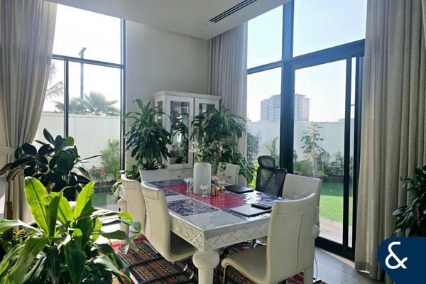 Vacant On Transfer | Vastu compliant