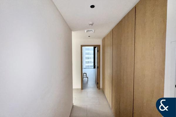 Exclusive | Spacious | City Views | Bright