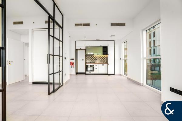 Luxurious Apartment | 2 Bed | Corner Unit