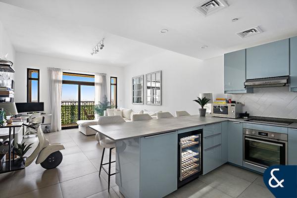 Madinat JL | Vacant on Transfer | Renovated