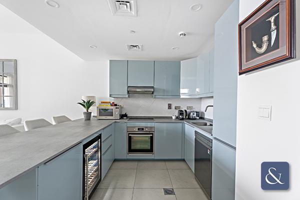 Madinat JL | Vacant on Transfer | Renovated