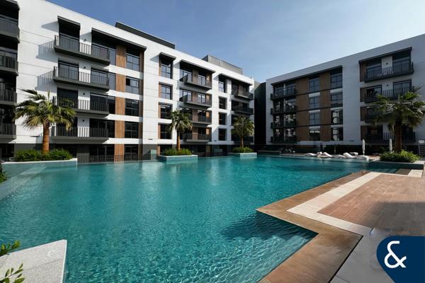 Studio Apartment | Tenanted | Parking on site