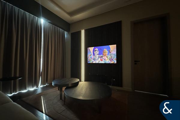 1 BED PLUS STUDY | UPGRADED | WALL PANELLING