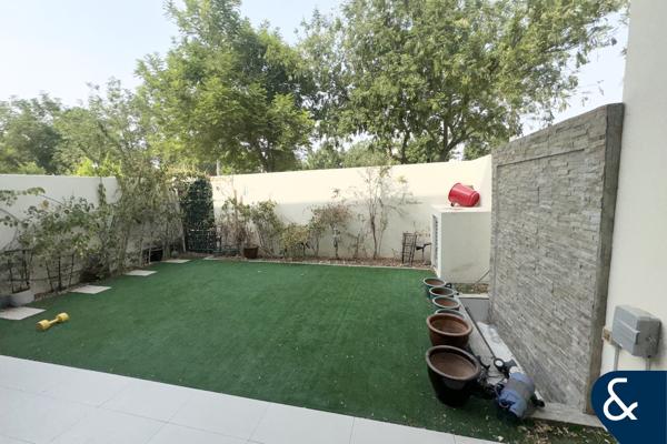 Close to pool | Single Row | Vacant Soon