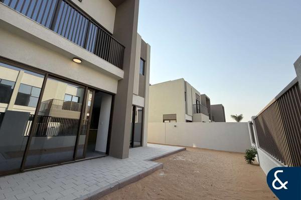 VOT | Brand New | 4 Bed + M | Modern Finish