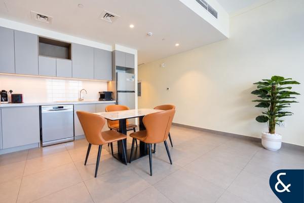 Vacant | 2 Bedroom | Full Park | Sea View