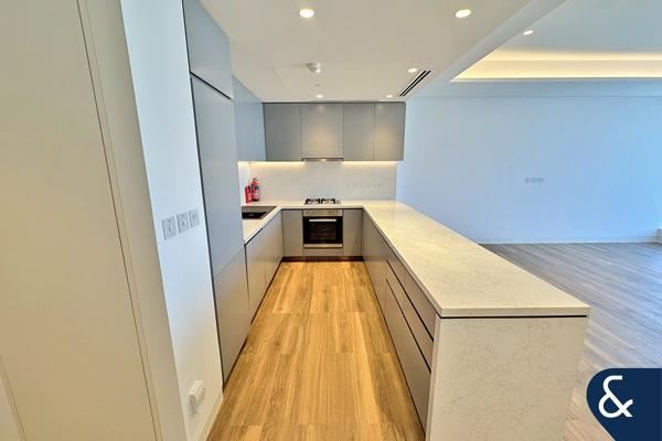 Luxury 1BR | Vacant | Sea & Marina View