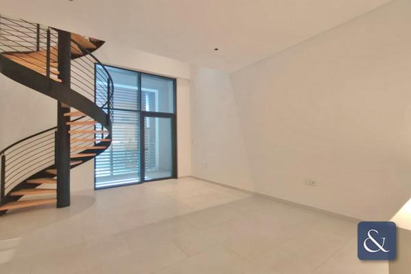 One Bedroom | Duplex | 1,110 sqft