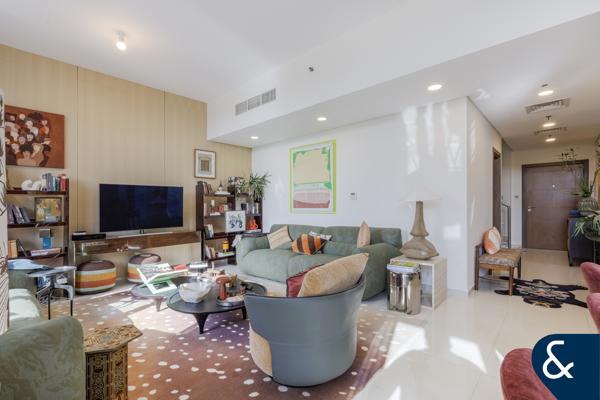 3 Bed Duplex | Rare to Market | Single Row