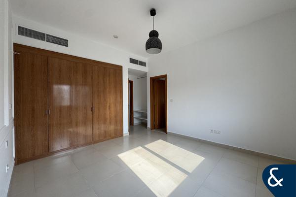 Vacant now | 2 Bed+maids | Close to pool