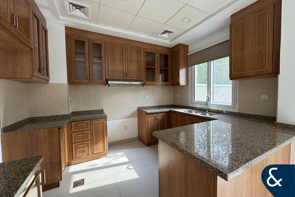 Vacant now | 2 Bed+maids | Close to pool