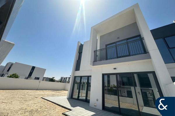 Biggest Plot | Must See | Close to pool