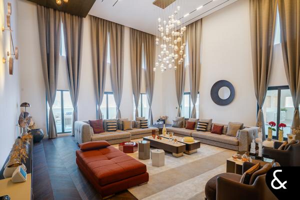 17,359 Sq Ft - Private Pool - Private Beach