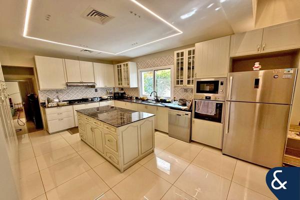 5 Bedrooms | Upgraded Villa | Corner Plot
