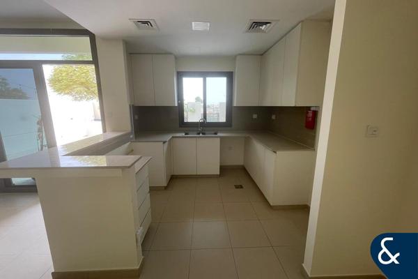 Private Garden | Open-Plan | Spacious |