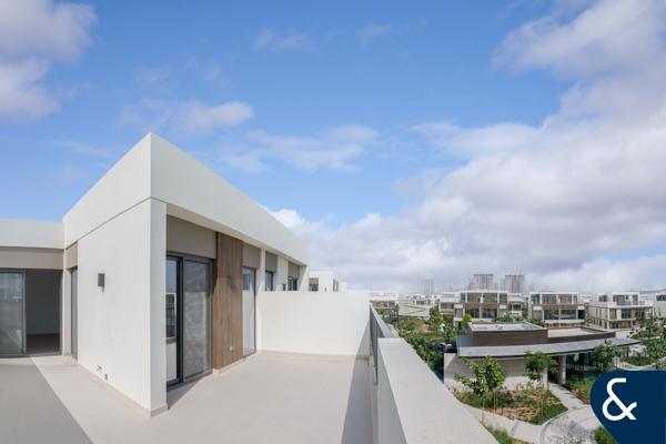 Single Row | Closed Kitchen | Live Suite