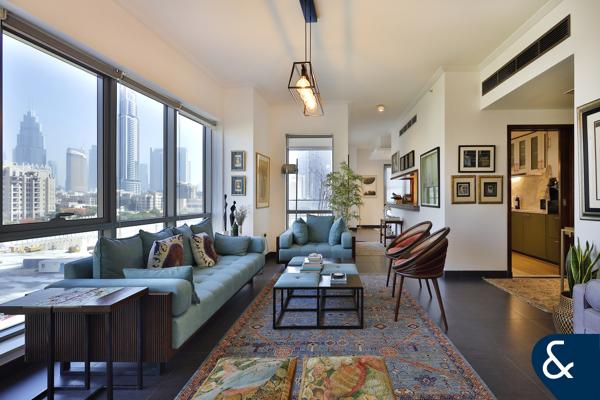 Upgraded | Largest Layout | Dining Area