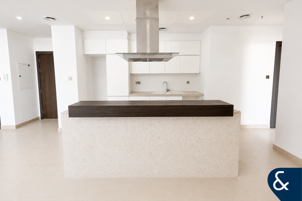 Spacious 2 bedroom | Vacant now | 1,442 sqft
